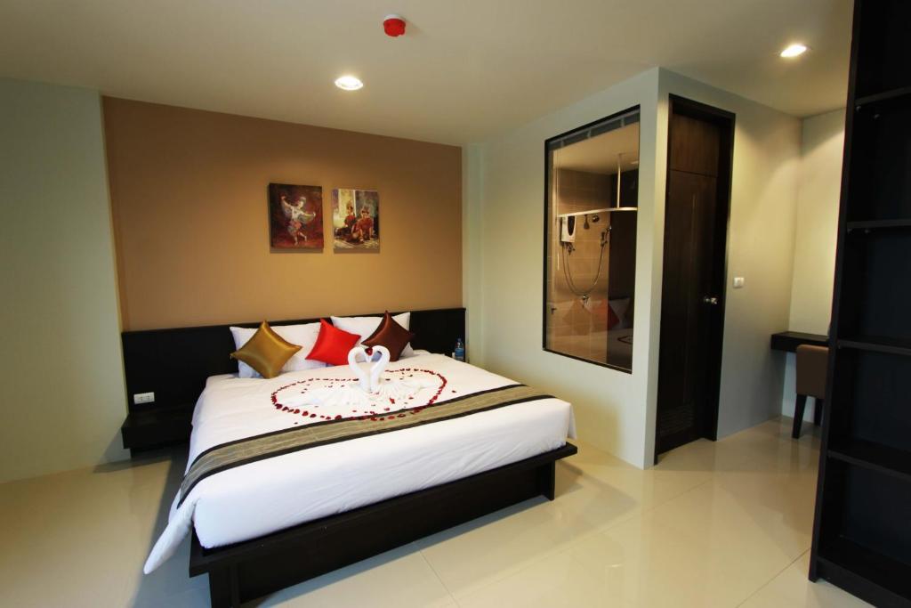 Leisure Place Phuket Чалонг Стая снимка