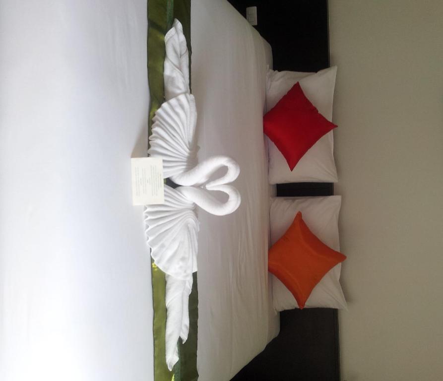 Leisure Place Phuket Чалонг Стая снимка